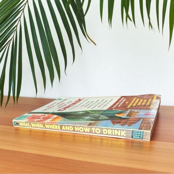 Vintage 1955 What, When, Where and How to Drink – First Edition Paperback - Picture 3 of 11